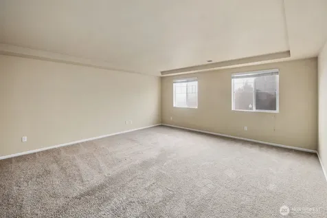 25912 35th Place S Kent WA 98032