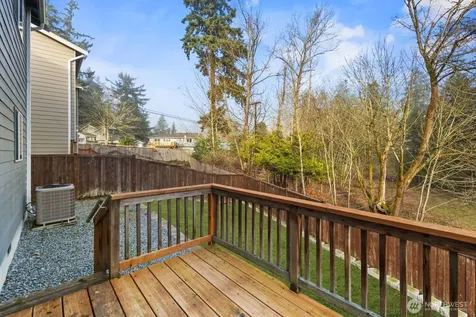 25912 35th Place S Kent WA 98032