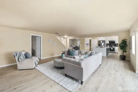 25912 35th Place S Kent WA 98032