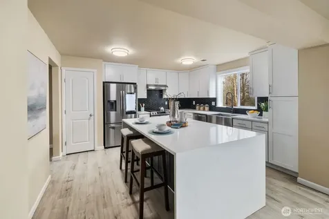 25912 35th Place S Kent WA 98032