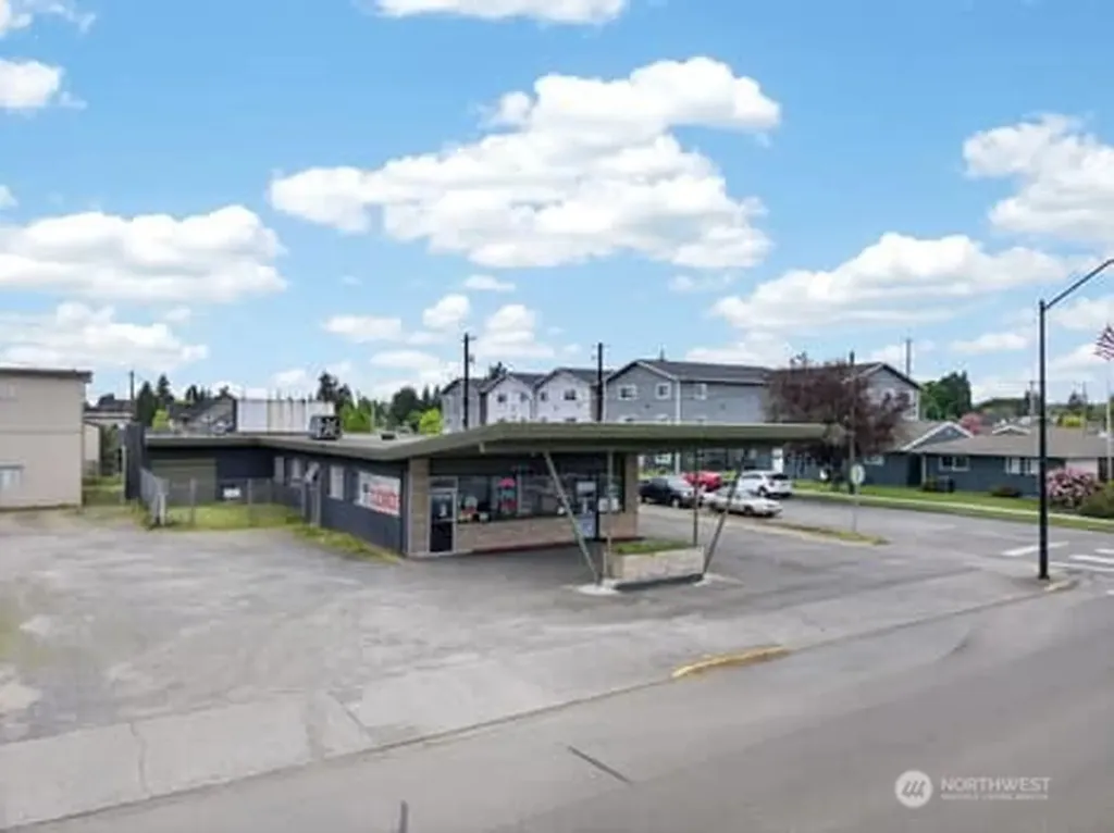 816 W Main Street Centralia WA 98531