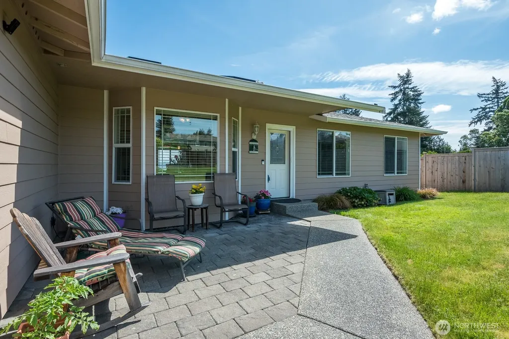 510 Sunnycrest Camano Island WA 98282