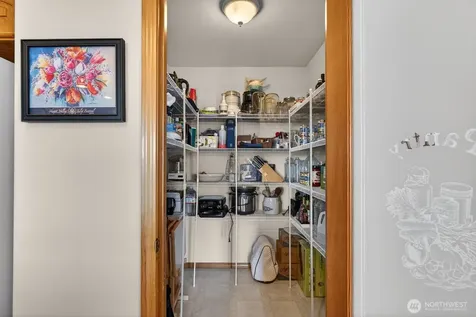 510 Sunnycrest Camano Island WA 98282