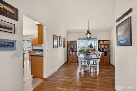 510 Sunnycrest Camano Island WA 98282