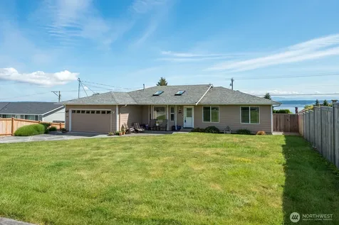 510 Sunnycrest Camano Island WA 98282