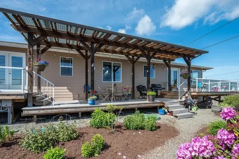 510 Sunnycrest Camano Island WA 98282