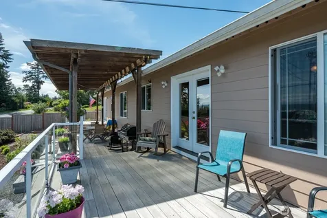 510 Sunnycrest Camano Island WA 98282