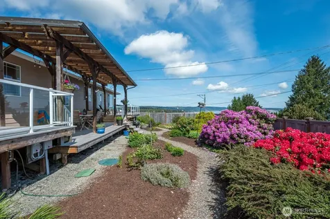 510 Sunnycrest Camano Island WA 98282