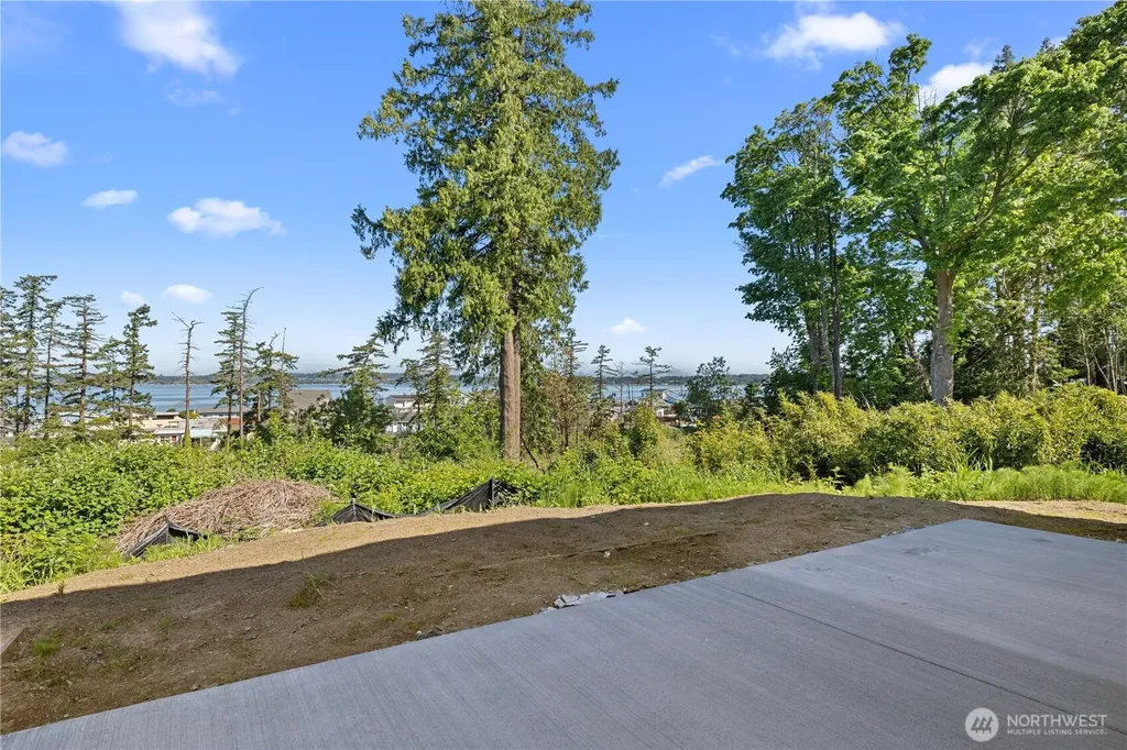 4966 Highland Drive Blaine WA 98230
