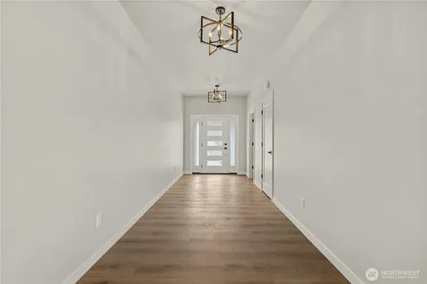 4966 Highland Drive Blaine WA 98230