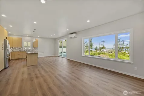 4966 Highland Drive Blaine WA 98230