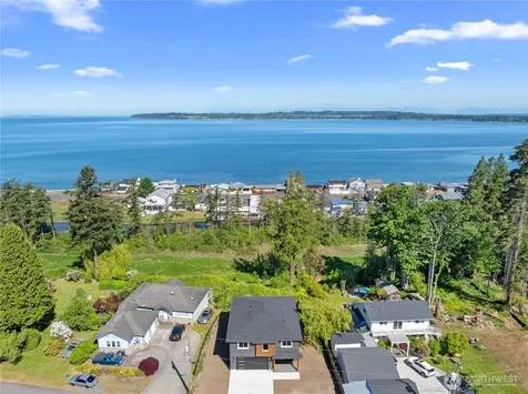 4966 Highland Drive Blaine WA 98230