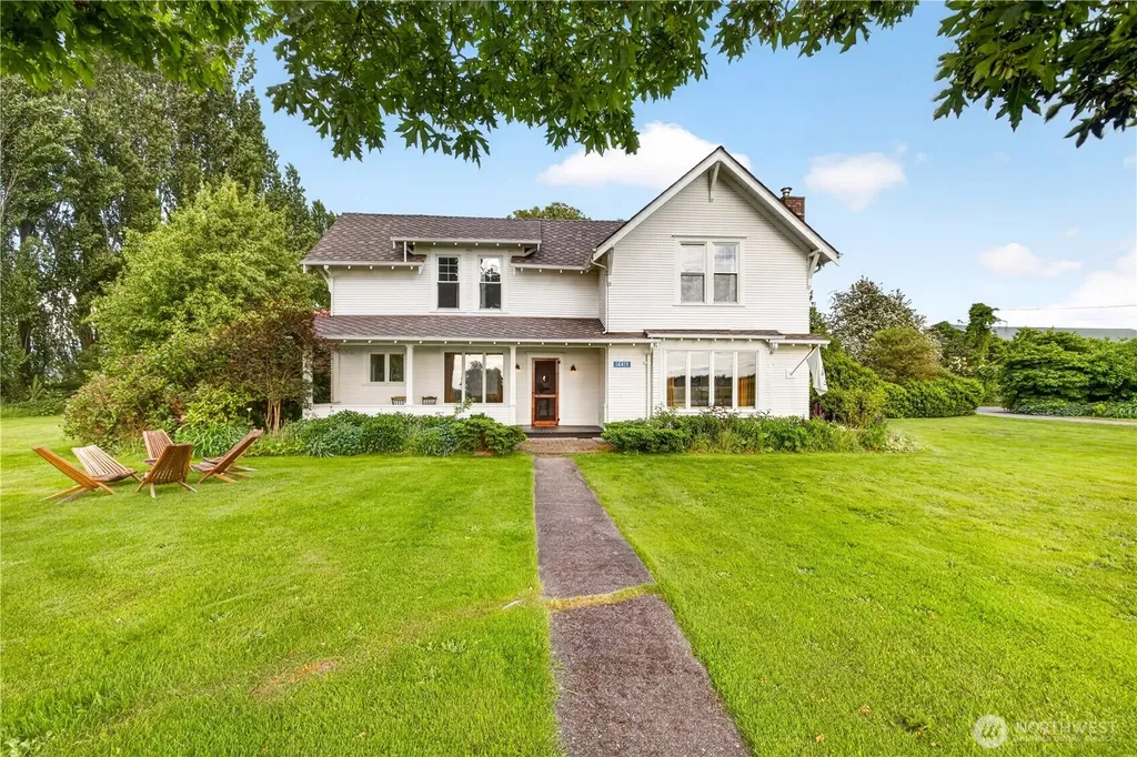 14419 T Loop Road Bow WA 98232