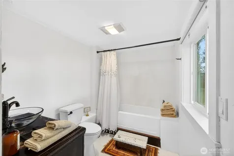 14419 T Loop Road Bow WA 98232