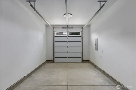 442 E 63rd Street Tacoma WA 98404