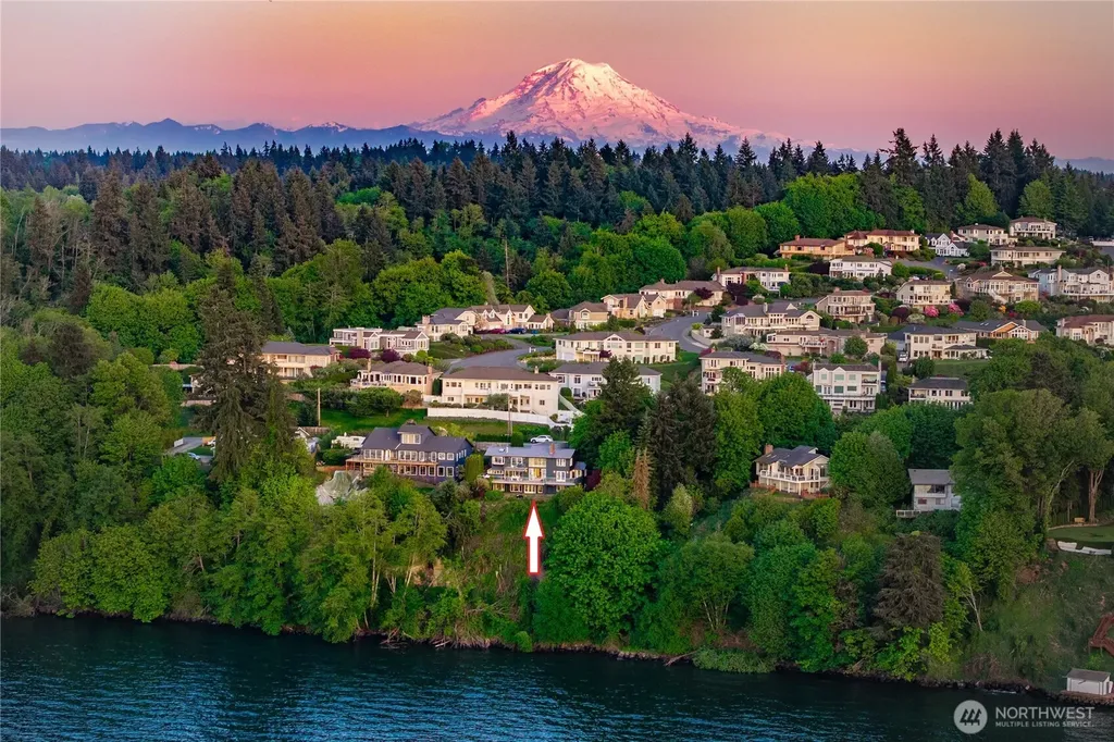 3626 SW Dash Point Road Federal Way WA 98023