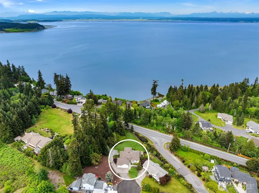 51 Lucky Lane Camano Island WA 98282