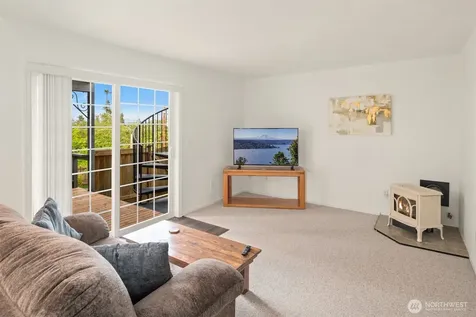 51 Lucky Lane Camano Island WA 98282