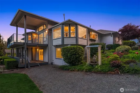 51 Lucky Lane Camano Island WA 98282
