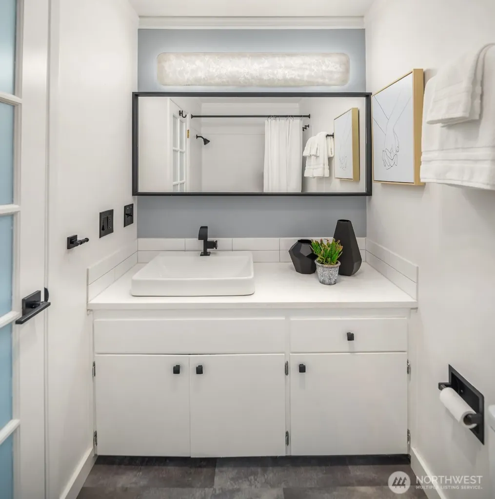 2633 Franklin Avenue E Seattle WA 98102