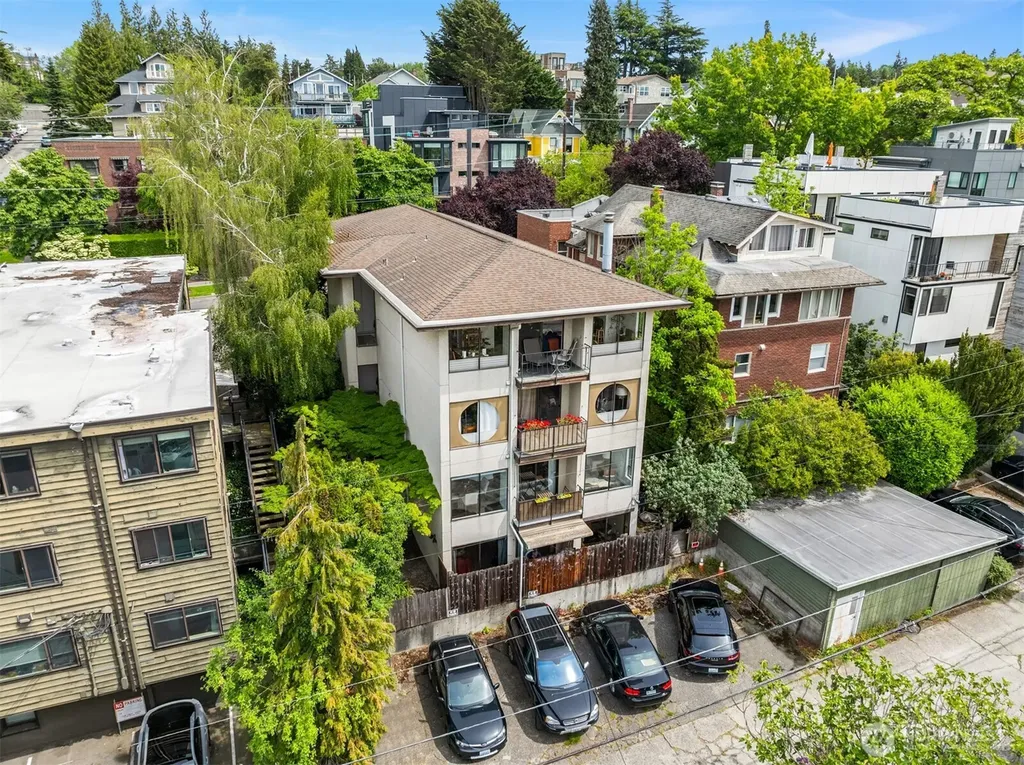 2633 Franklin Avenue E Seattle WA 98102