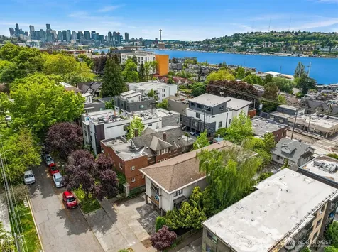 2633 Franklin Avenue E Seattle WA 98102