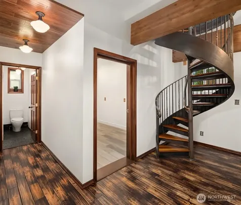 7741 16th Avenue NW Seattle WA 98117