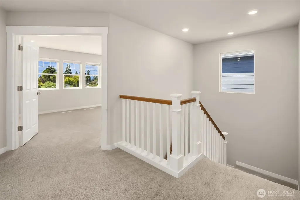27920 15th Avenue S Federal Way WA 98003