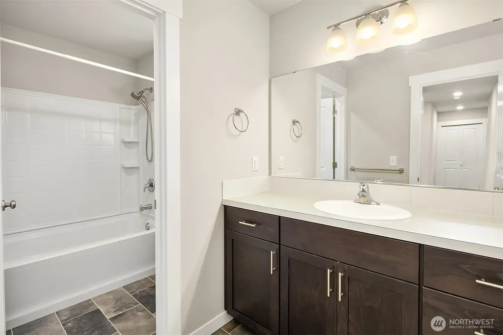 27920 15th Avenue S Federal Way WA 98003