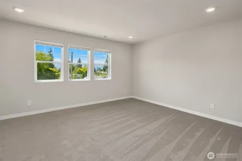 27920 15th Avenue S Federal Way WA 98003