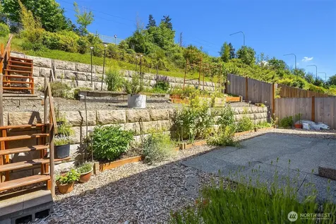 27920 15th Avenue S Federal Way WA 98003