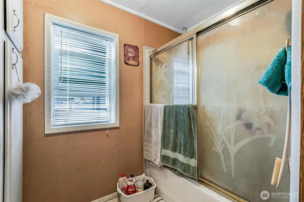 980 Falcon Road Camano Island WA 98282