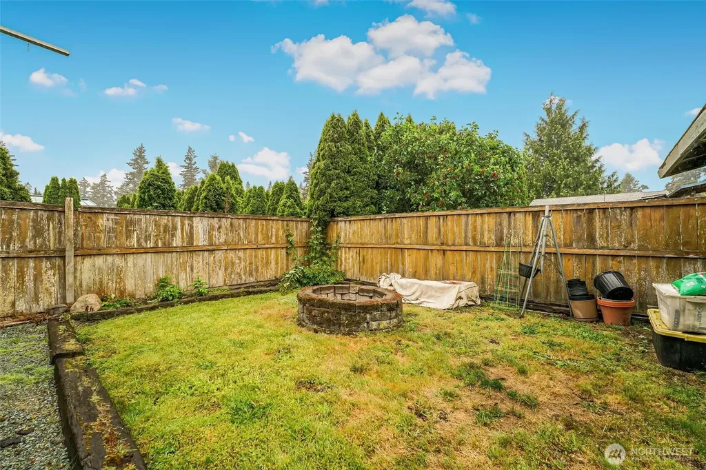 980 Falcon Road Camano Island WA 98282