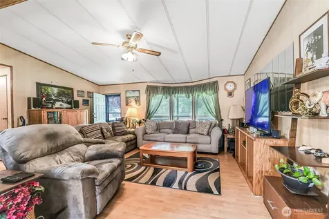 980 Falcon Road Camano Island WA 98282