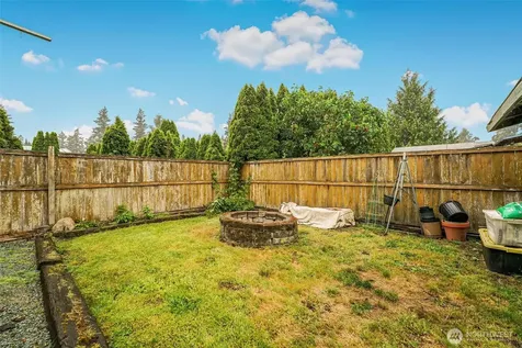 980 Falcon Road Camano Island WA 98282