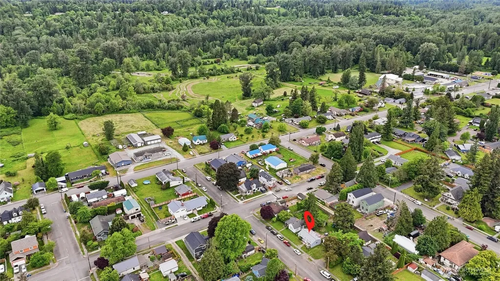 207 Cedar Avenue Sultan WA 98294