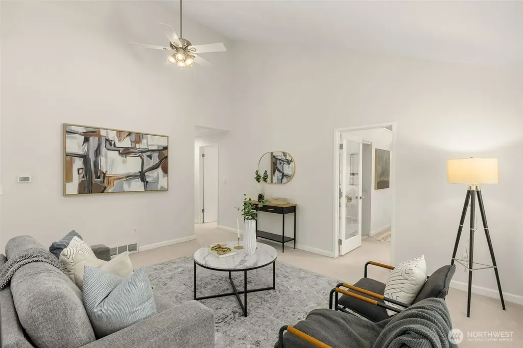 5221 Somerset Drive SE Bellevue WA 98006