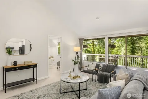5221 Somerset Drive SE Bellevue WA 98006