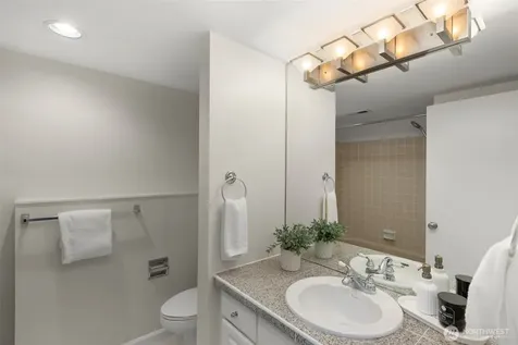 5221 Somerset Drive SE Bellevue WA 98006