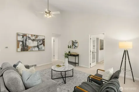 5221 Somerset Drive SE Bellevue WA 98006