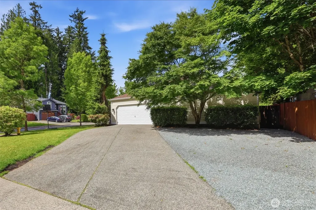 12604 32nd Street NE Lake Stevens WA 98258