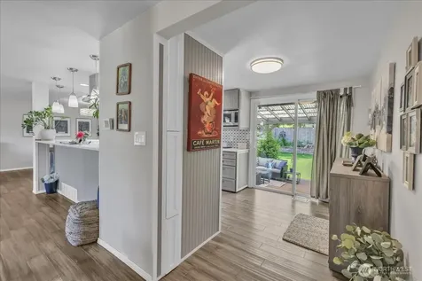 829 Maplewood Avenue Kent WA 98030
