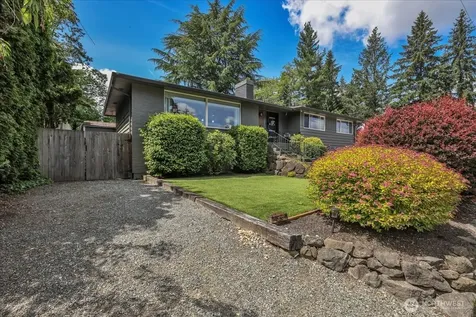 829 Maplewood Avenue Kent WA 98030