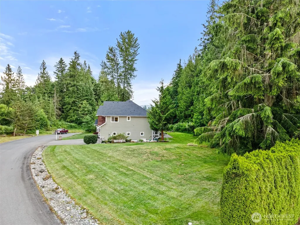 7728 213th Avenue SE Snohomish WA 98290