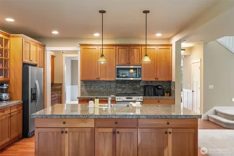 7728 213th Avenue SE Snohomish WA 98290