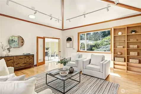 2209 NE 177th Street Shoreline WA 98155