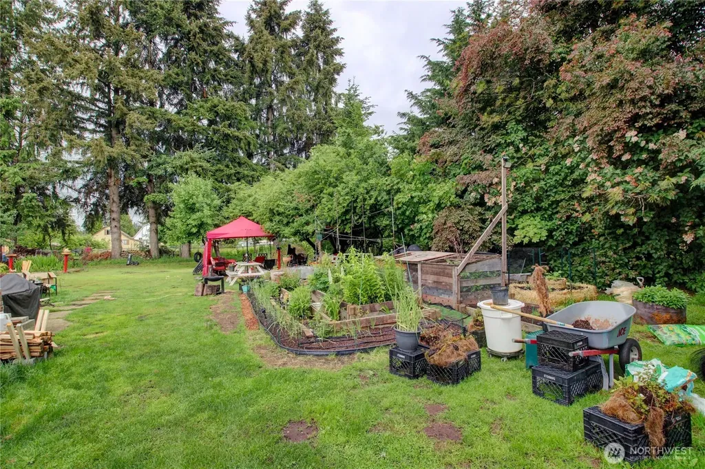7185 Old Hwy 99 N Road Burlington WA 98233