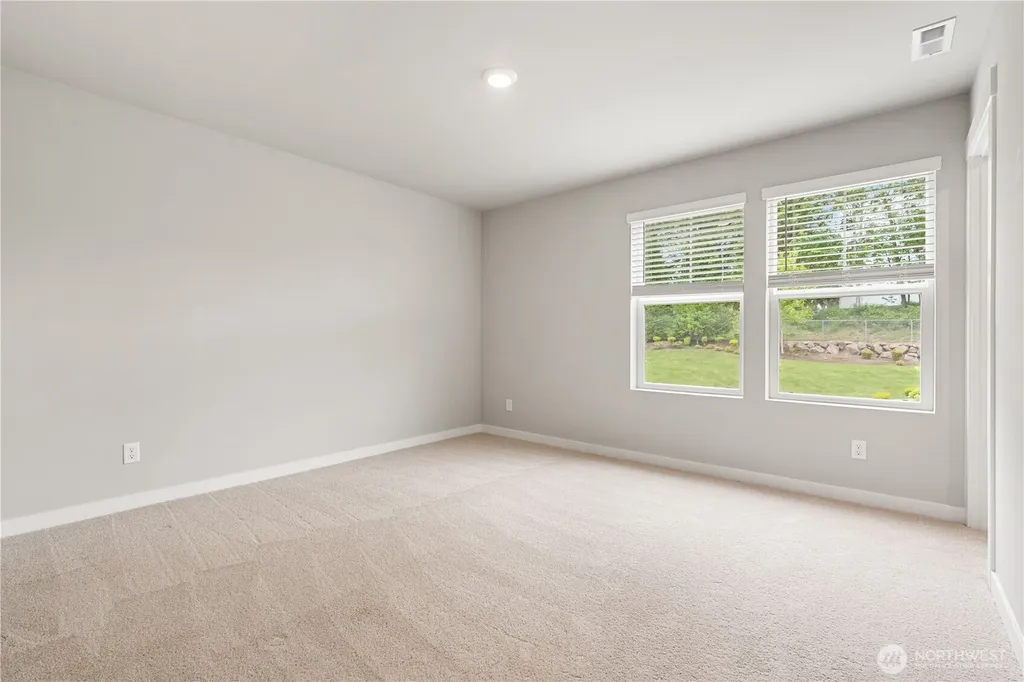 30003 19th Avenue S Federal Way WA 98003