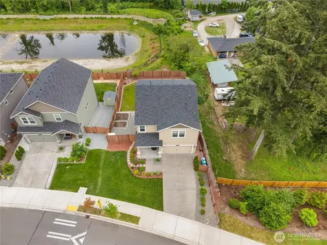 30003 19th Avenue S Federal Way WA 98003