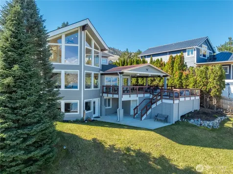 21 Grace Lane Chelan WA 98816
